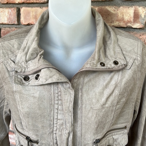 Ashley twenty six international faux suede bomber jacket size junior medium - Picture 10 of 13